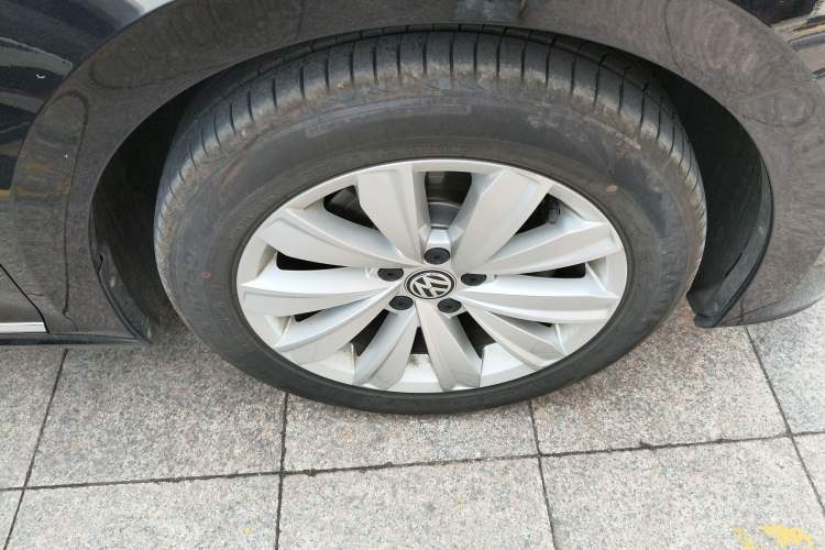 Used Volkswagen Passat 2019 330TSI Elite Edition China VI
