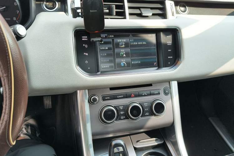 Used Land Rover Range Sport 2014 3.0 SC V6 HSE
