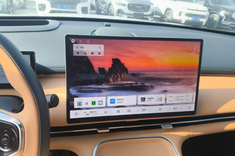 Used Geely Galaxy Galaxy Xingjian 7 EM-i 2025 120km Flagship Edition
