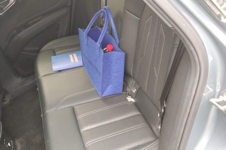 Used Audi Q4 e-tron 2023 50 e-tron quattro Visionary Edition Left Rear Seat