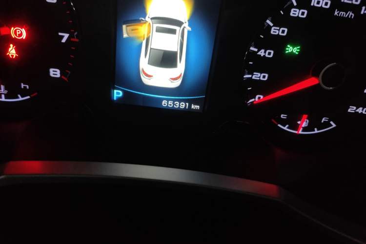 Used Geely Auto Emgrand GL 2018 1.4T DCT Elite Smart Connectivity Version
