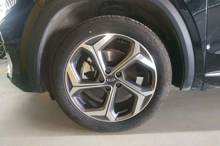 Used Geely Auto Monjaro L 2024 2.0TD DCT EVO Two-Wheel Drive Long-Range Version Left Front Wheel Hub