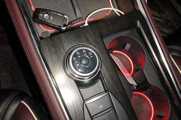 Used Ford Explorer 2023 EcoBoost 285 Four-Wheel Drive Titanium Edition 6 Seats