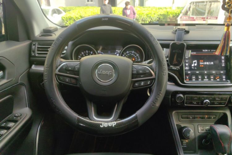 Used Jeep Grand Commander 2020 2.0T Four-Wheel Drive Elite Enhanced Edition Steering Wheel