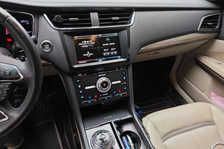 Used Ford Taurus 2015 EcoBoost 245 Luxury Model
