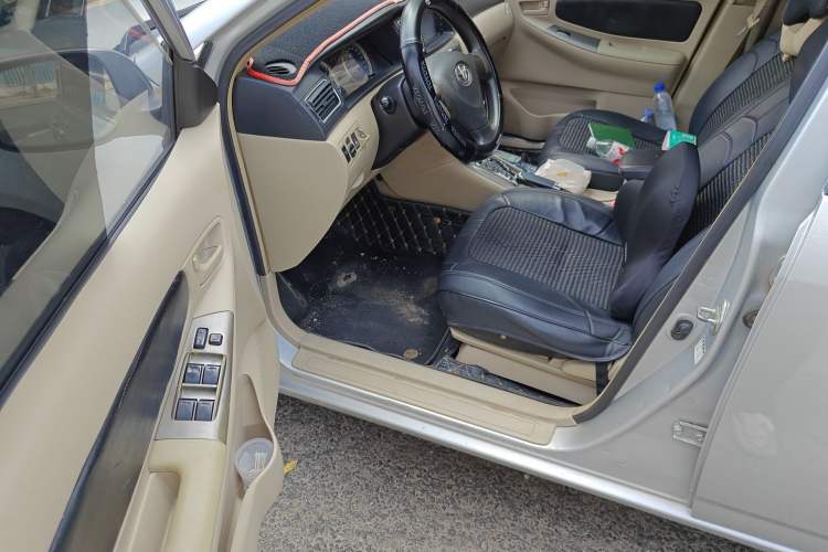 Used Toyota Corolla EX 2013 1.6L Automatic Luxury Edition
