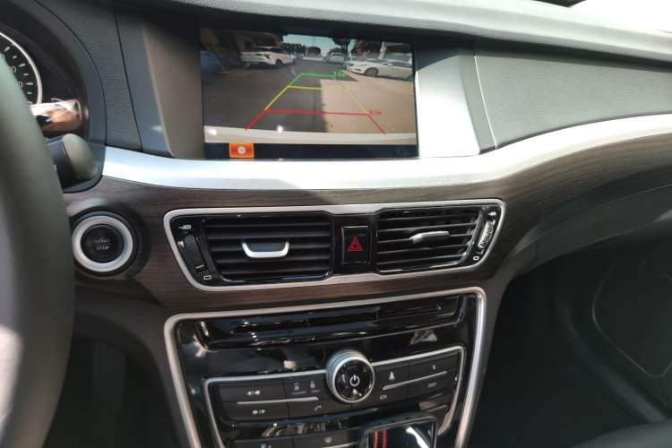 Used Geely Auto Emgrand GT 2017 1.8T Luxury Model
