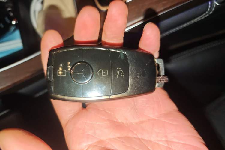 Used Mercedes-Benz GLC 2020 GLC 300 L 4MATIC Luxury Model
