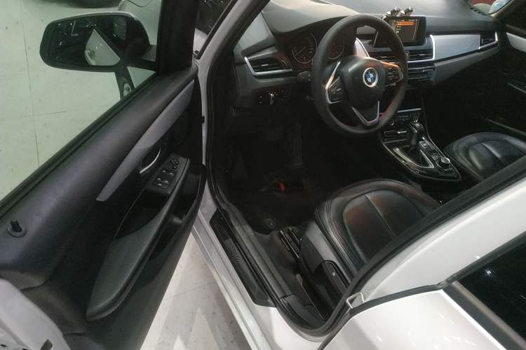 Used BMW 2 Series Active Tourer 2016 218i Leading Model
