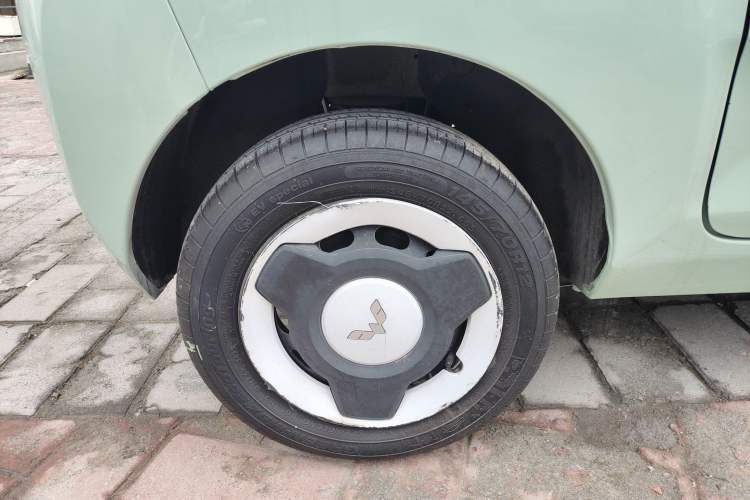 Used Wuling Hongguang MINIEV 2022 Macaron Premium Model – Lithium Iron Phosphate