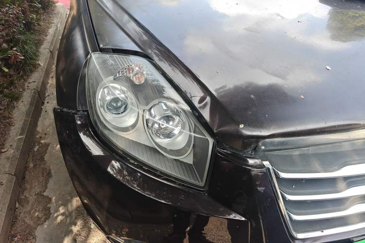 Used Geely Auto GX7 2015 Classic Edition 1.8L Manual Elite Model China V Standard