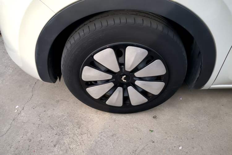 Used Wuling Bingo 2023 333 km Lingxi Connected+ Version