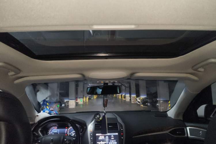 Used Lincoln MKZ 2014 2.0T Luxury Edition
