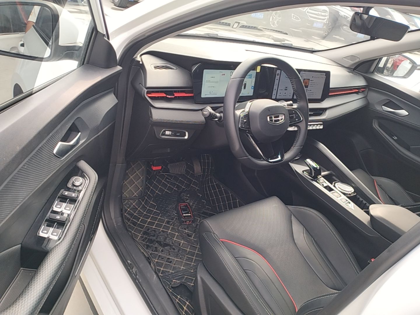 Geely Auto Binray 2024 Binrui COOL 1.5T DCT Longteng Edition — снимка 18