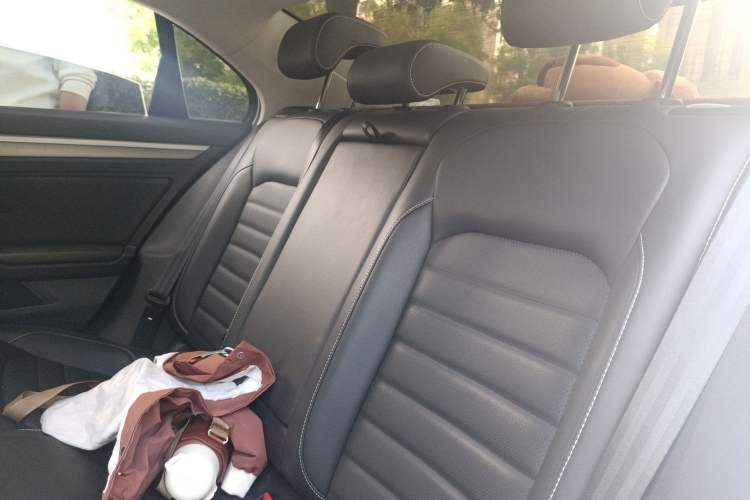 Used Volkswagen Lamando 2019 280TSI DSG Comfort Edition China VI standard Left Rear Seat