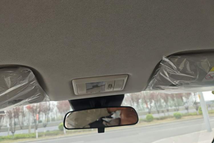 Used CHANGAN NEVO Lumin 2026 Model Treasure Edition 205km Passionate Beige Ningde Headliner