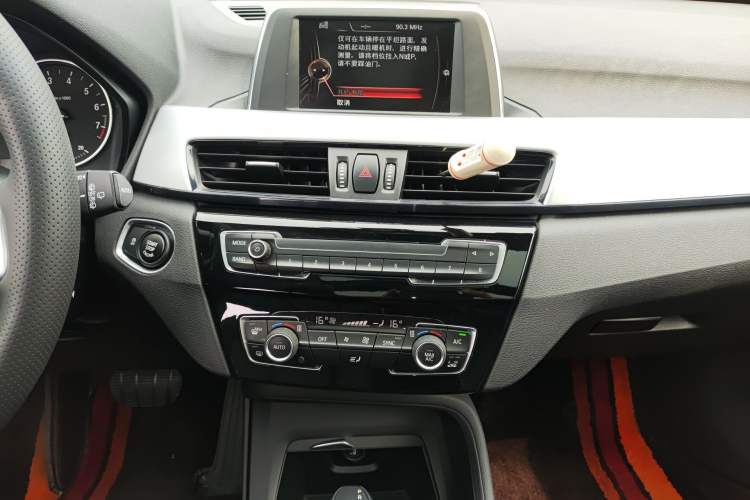 Used BMW X1 2018 sDrive20Li Leading Model