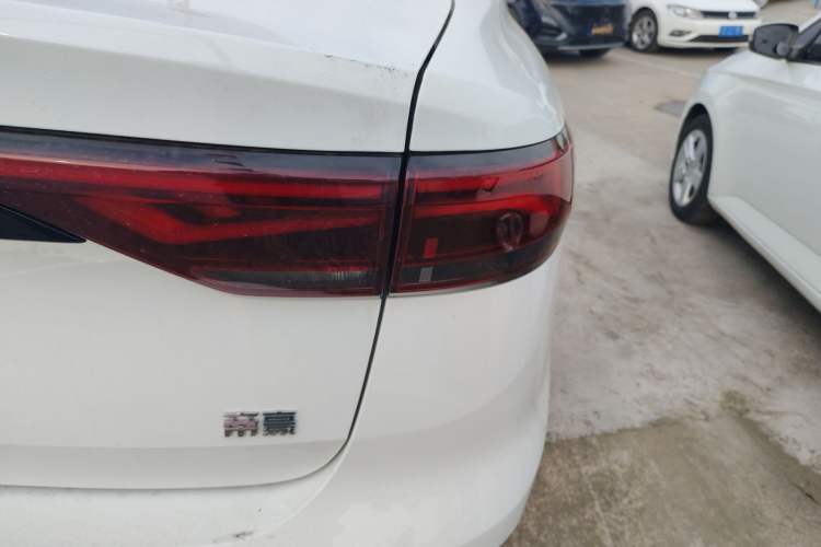 Used Geely Auto Emgrand 2025 4th Generation 1.5L CVT Luxury Version