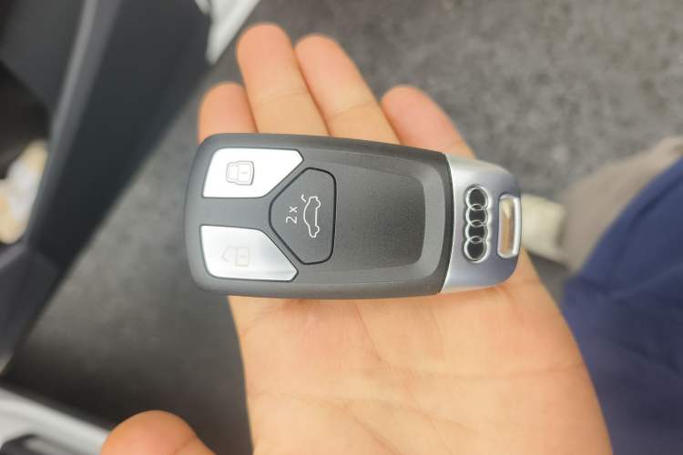 Used Audi Q5L 2020 45 TFSI Prestige Fashion Model