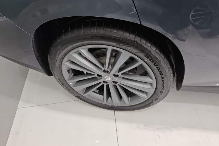 Used Leapmotor C16 2026 All-Electric 630 LiDAR Zhizun Edition 6 Seats
