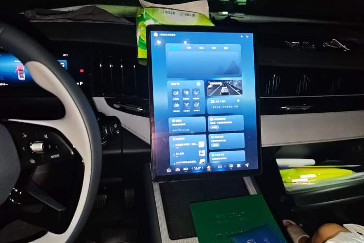 Used Geely Auto FX11 2024 1.5TD DCT Prestige Edition