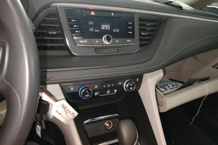 Used Buick GL6 2018 18T 6-Seater Elite Model
