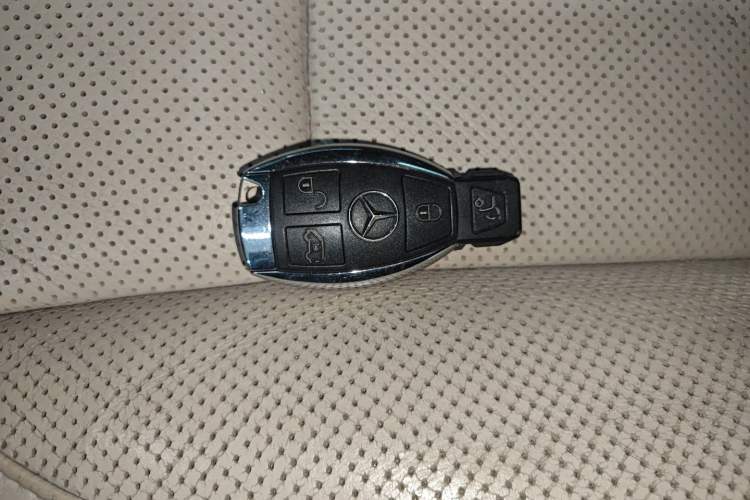 Used Mercedes-Benz V-Class 2017 V 260 L Prestige Extended Edition