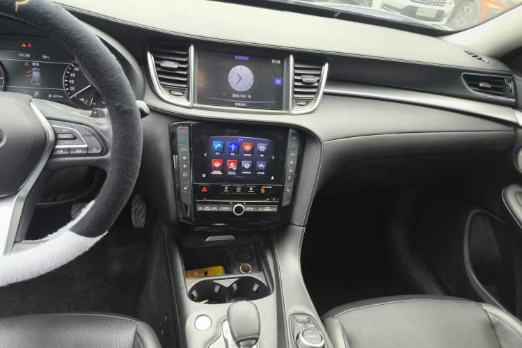 Used Infiniti QX50 2018 2.0T Two-Wheel Drive Fashion Edition