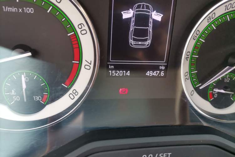 Used Skoda Superb 2018 TSI280 DSG Comfort Edition China V Standard Odometer Close Up