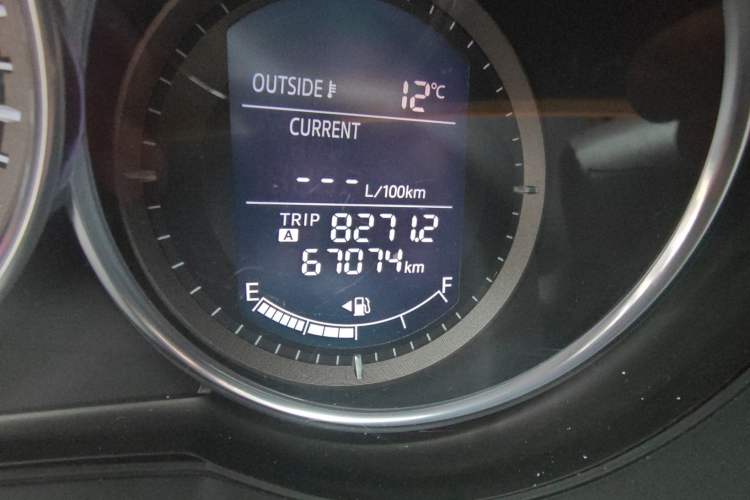 Used Mazda Atenza 2014 2.0L Blue Sky Fashion Edition
