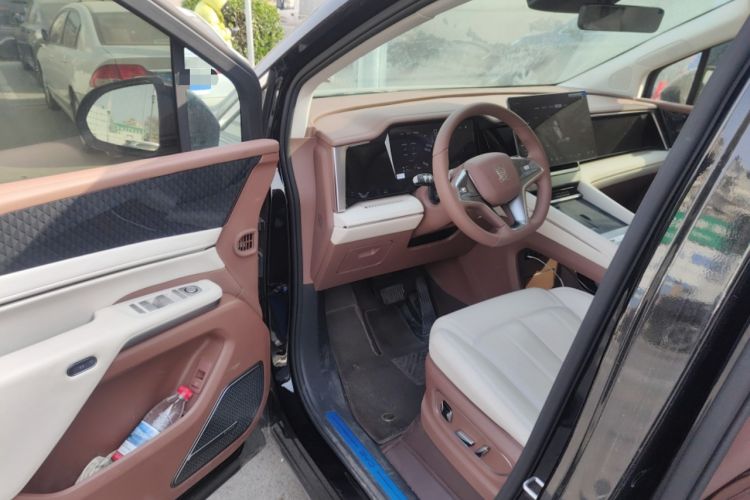 Used BYD Xia 2025 DM-i 1.5T 180km Excellence Model
