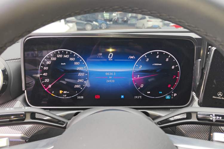 Used Mercedes-Benz C-Class 2025 Facelift C 260 L Sport Edition Instrument Cluster