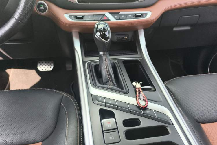 Used Geely Auto Vision X6 2018 1.4T CVT 4G Connected Luxury Version