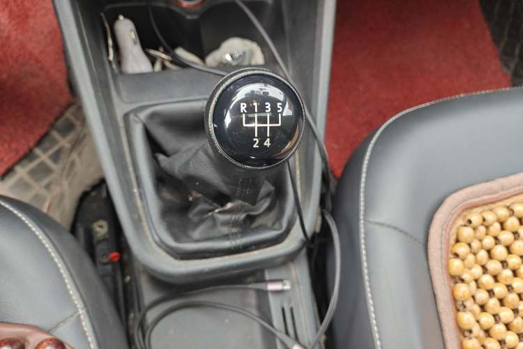 Used Volkswagen Santana 2016 1.6L Manual Comfort Edition Gear Lever