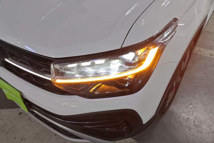 Used Volkswagen Tharu 2023 300TSI Two-Wheel-Drive Full Moon Edition
