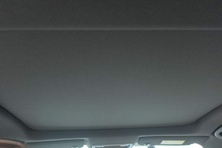 Used Buick LaCrosse 2018 28T Luxury Model Headliner