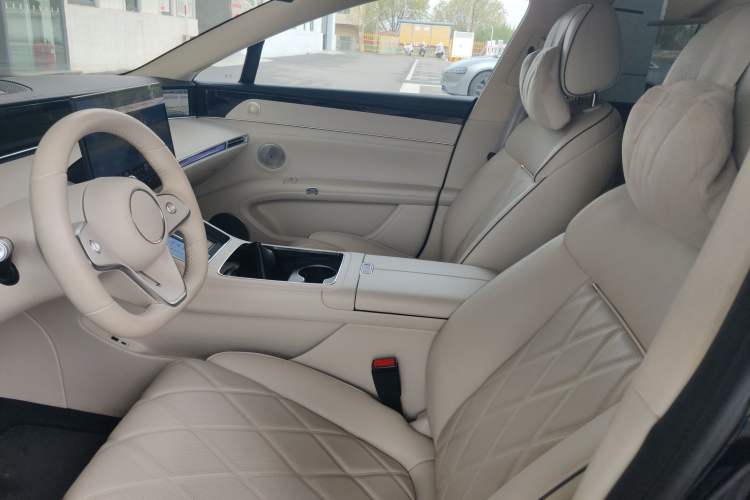 Used Hima Stelato S9 2025 Extended-Range Ultra Left Front Seat