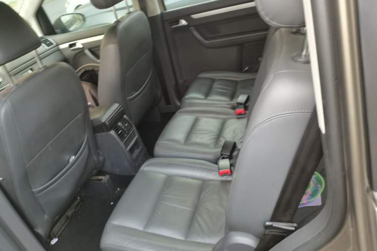 Used Volkswagen Touran 2015 1.4T DSG Comfort Edition 5 Seats
