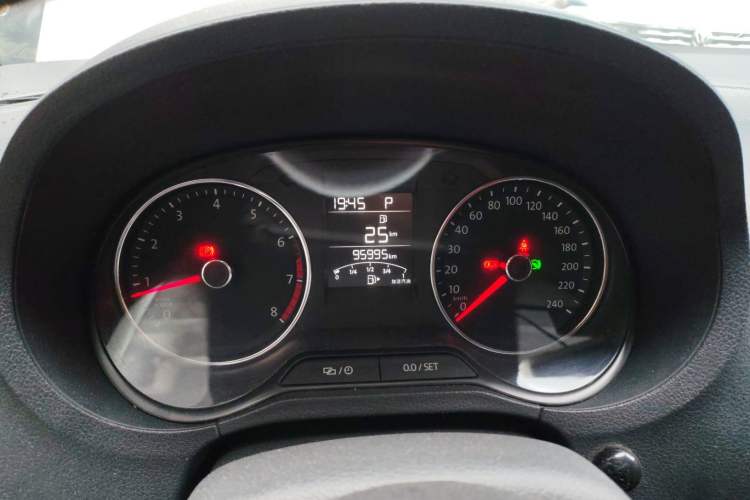 Used Volkswagen Polo 2016 1.6L Automatic Comfort Model
