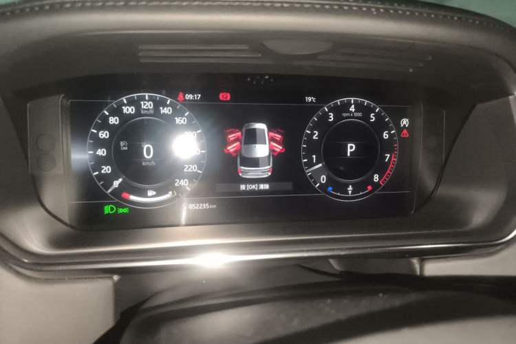 Used Land Rover Range 2018 3.0 SC V6 Vogue Extended-Length Model Instrument Cluster
