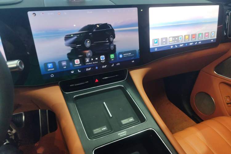 Used Hima AITO M8 2025 Extended-Range Max+ Version 53.4 kWh 6-Seater Edition
