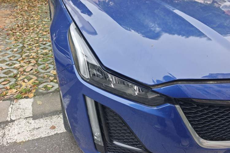 Used Cadillac CT5 2021 28T Advanced Sport Model Right Front Headlight