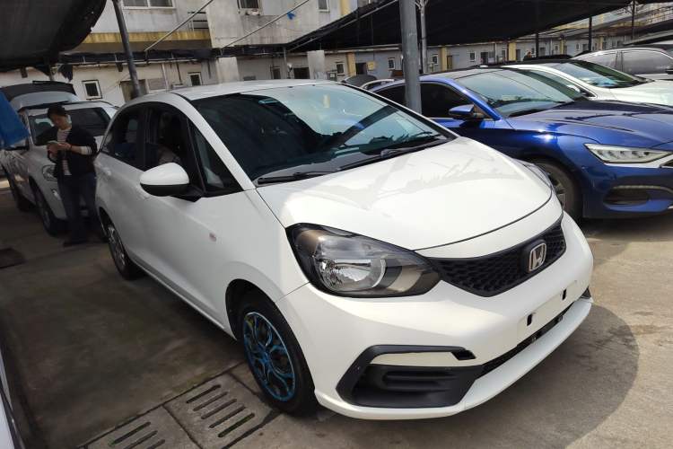 Used Honda Fit 2021 1.5L CVT Trend Edition Front Right 45 Deg