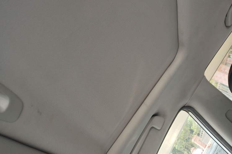 Used Haval H6 2013 Sports Edition 1.5T Manual Two-Wheel Drive Elite Model Headliner