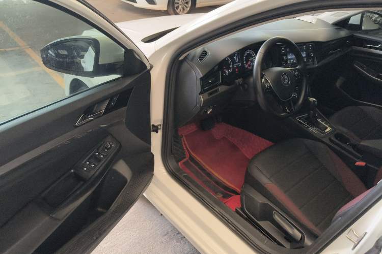 Used Volkswagen Bora 2019 1.5L Automatic Comfort Model Driver Seat