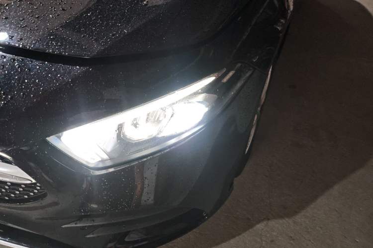 Used Mercedes-Benz A-Class 2021 A 200 L Sport Sedan Fashion Model Left Front Headlight