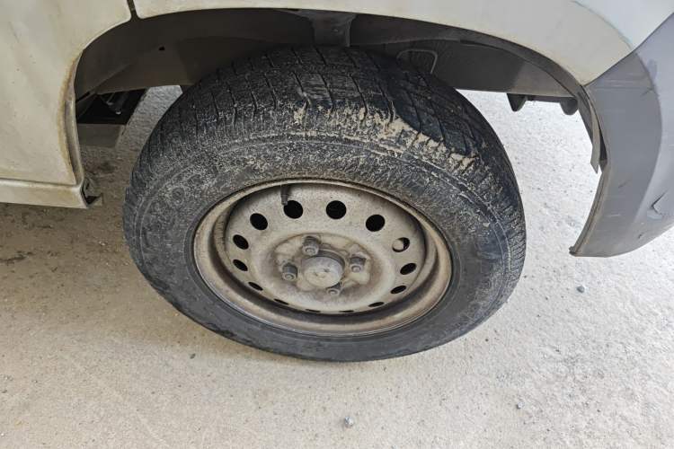 Used Wuling Zhiguang 2015 1.2L Practical LS-I Model
