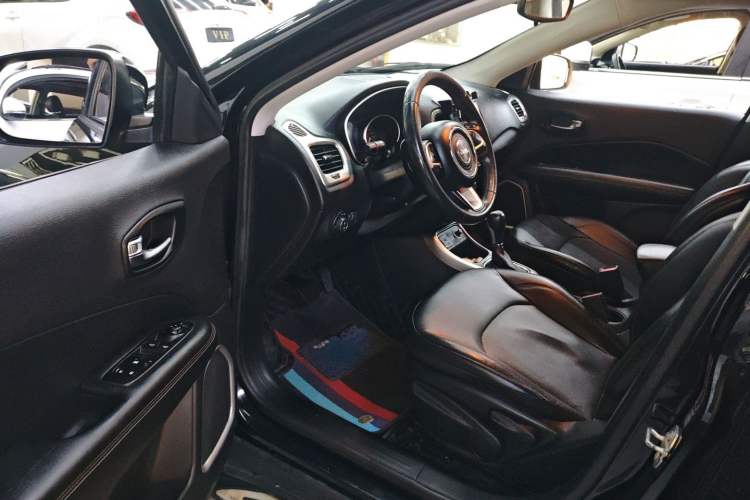 Used Jeep Compass 2017 200T Automatic Family Edition