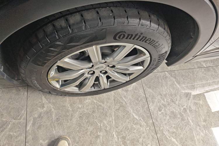 Used Cadillac XT4 2022 28T Two-Wheel Drive Prestige Version
