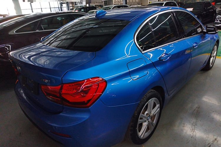 Used BMW 1 Series 2017 118i Design Package Model Rear Right 45 Deg